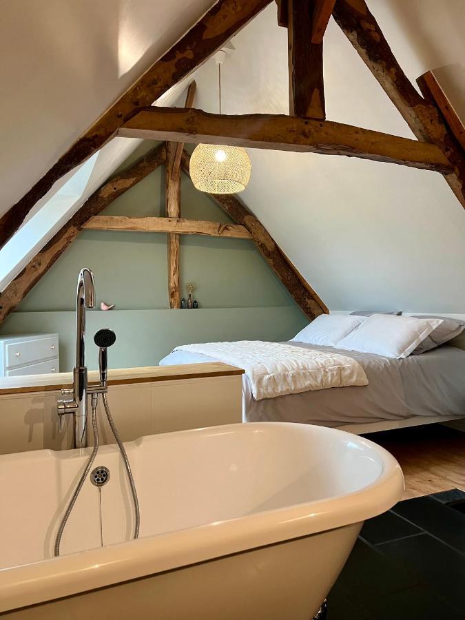 Le Clos Des Ecureuils Audrieu Esterno foto